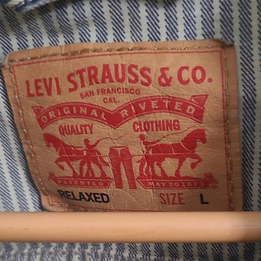 Levi's Striped Men's Jacket and Pants Set - Picture 2 of 11